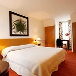La Manufacture Hotel Parigi